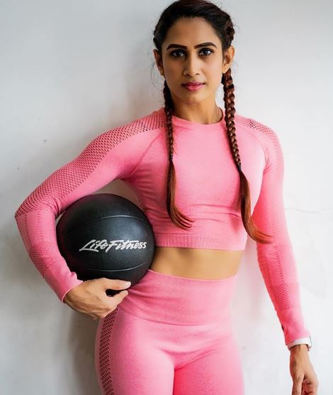 Vaishali Bhoir fitness influencer Wiki ,Bio, Profile, Unknown Facts and Family Details revealed